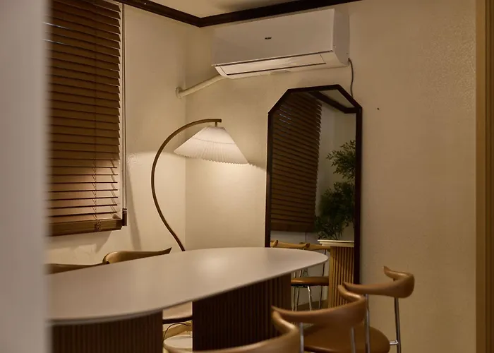 Hongdae Or Itaewon 20minutes Maximum 6 People Appartement *